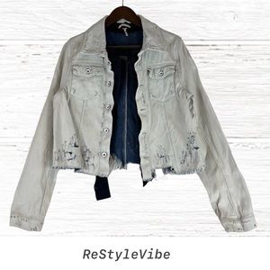 FREE PEOPLE Women’s Size M Denim Jean Jacket Coat Destructed Distressed